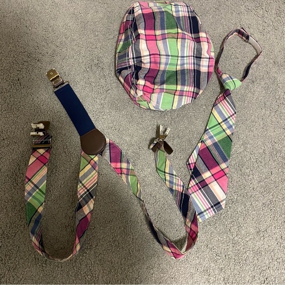Gymboree  Boys Set of Hat, tie and suspenders - Picture 1 of 6